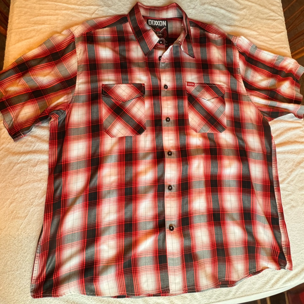 DIXXON Men's Red and Black Plaid Shirt